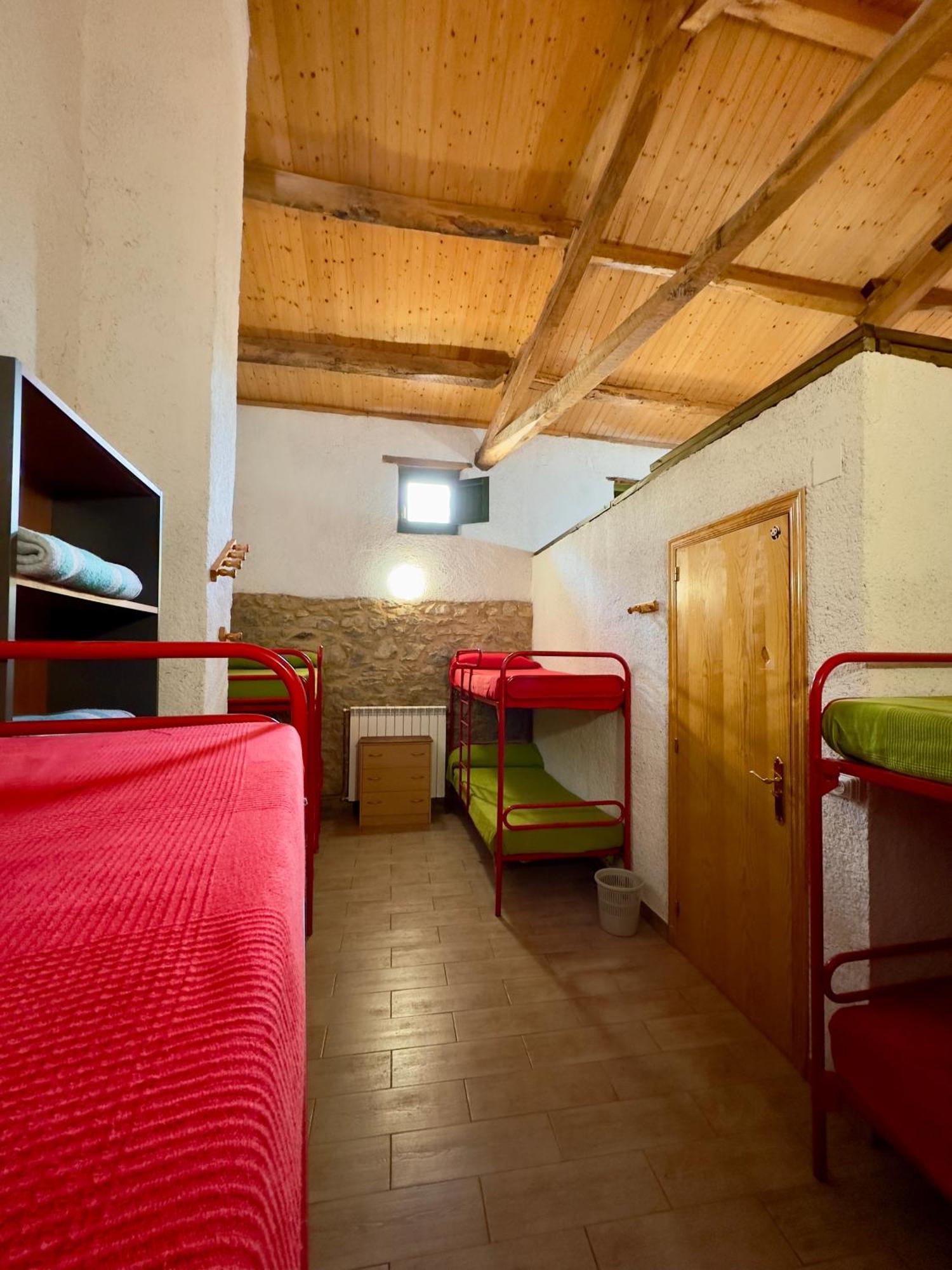 Albergue Valle De Arbas Cubillas de Arbas Eksteriør billede